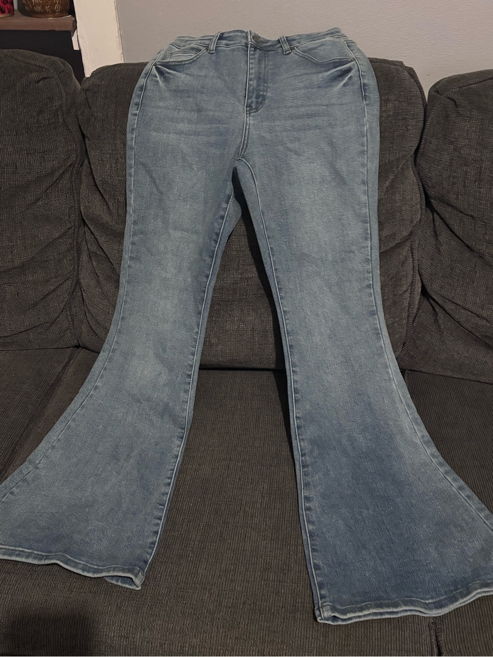 Michelle Ferrar Light Wash Flare Bell Bottom Jeans Size 11